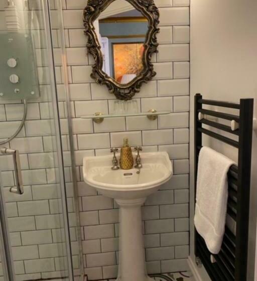 غرفة قياسية سرير كينج, Rosebank House Bed & Breakfast