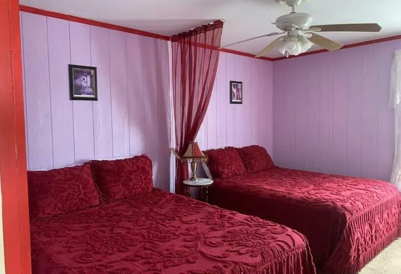 スタンダードルーム, Tombstone Bordello Bed & Breakfast