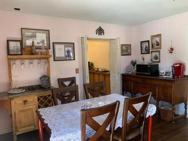 デラックススイート, Tombstone Bordello Bed & Breakfast