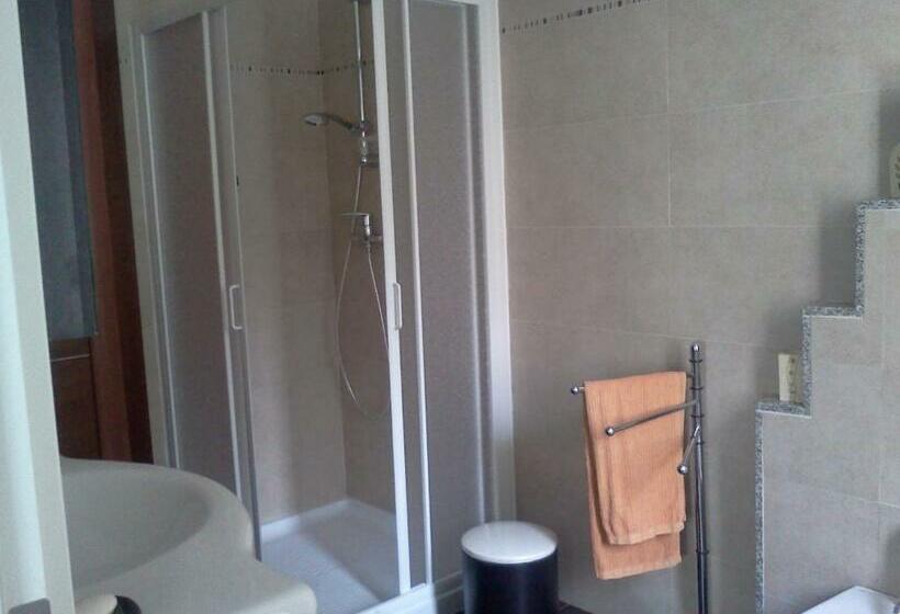 اتاق استاندارد, B&b Trento Nord