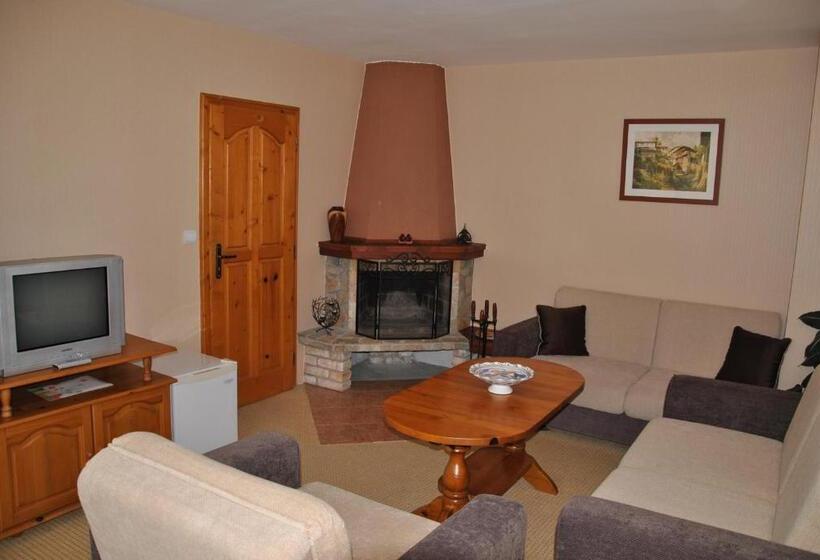 סוויטה, Family Hotel Shoky