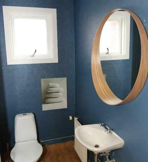 اتاق استاندارد سه تخته با سرویس بهداشتی مشترک, Framtid Hostel