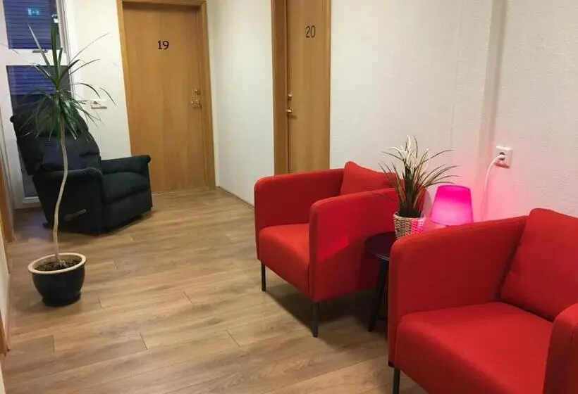 اتاق استاندارد چهارنفره با سرویس بهداشتی مشترک, Framtid Hostel