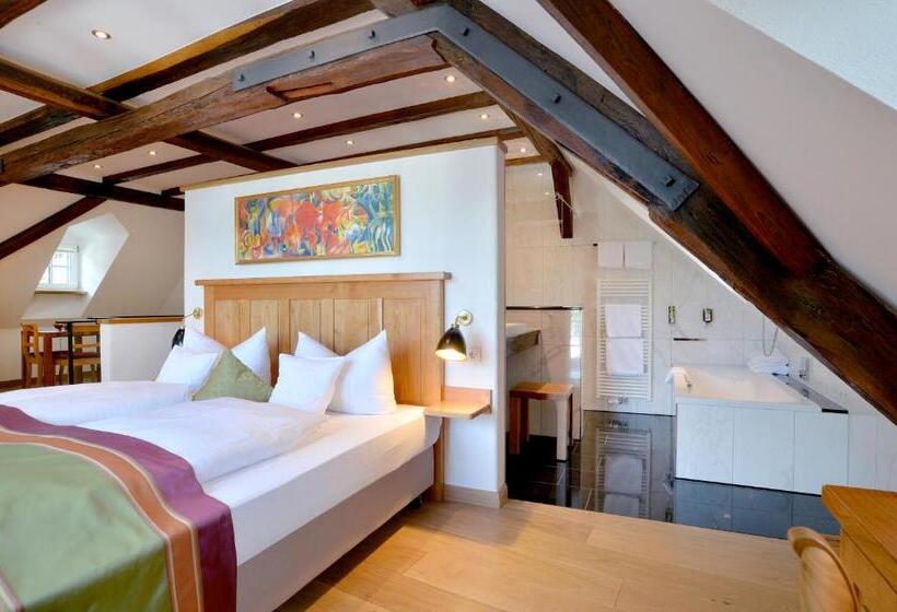 小型套房带阳台, Haus Lipmann