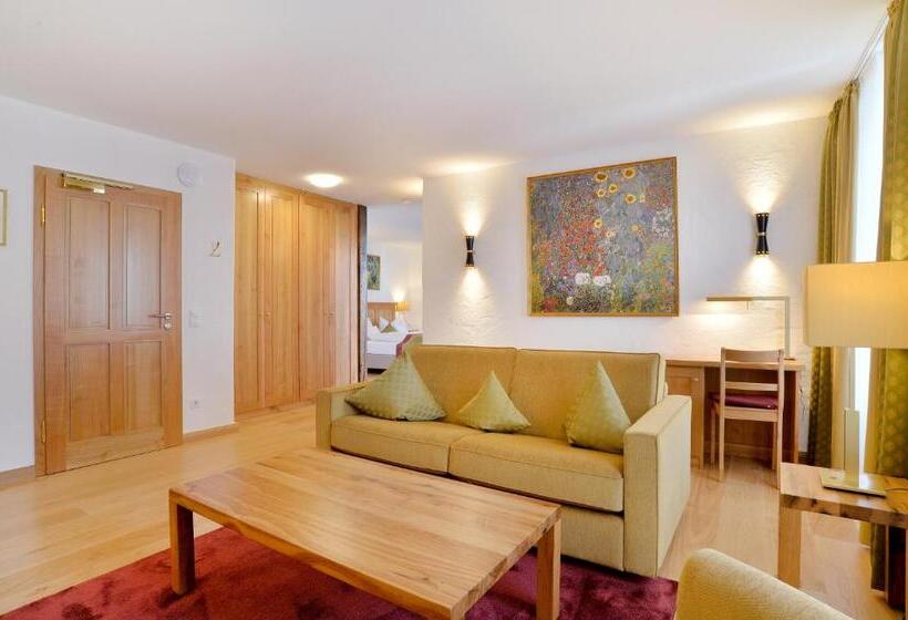 小型套房带阳台, Haus Lipmann