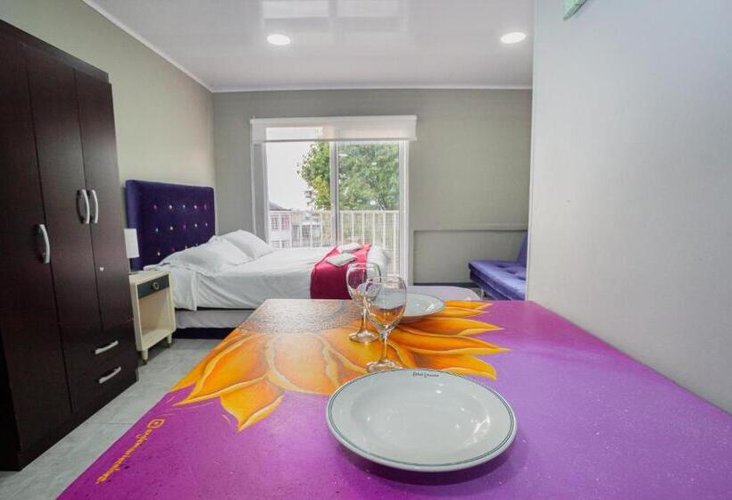 إستديو قياسى مزود بشرفة, Apartasuites & Hotel Bogota Teusaquillo