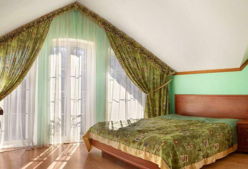 اتاق پنت هاوس, Villa Marta