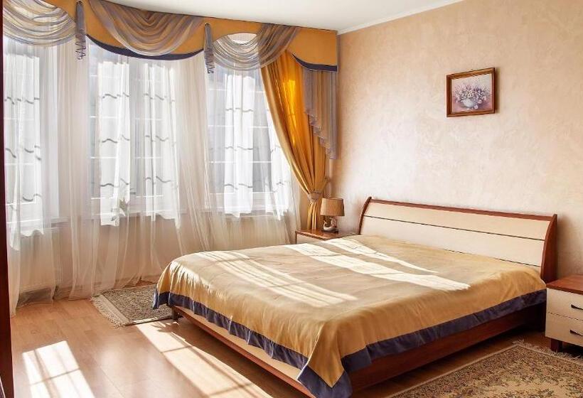 سوئیت راحتی, Villa Marta