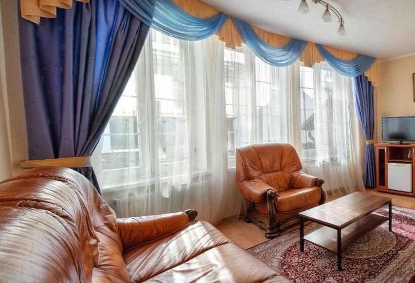 Полулюкс, Villa Marta