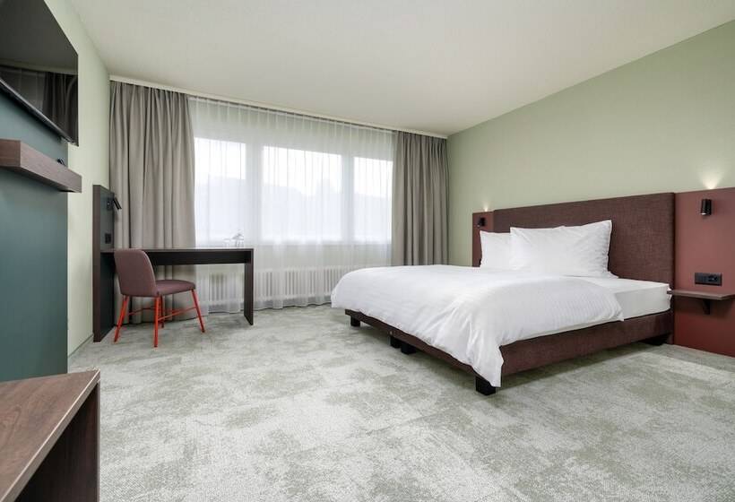 Номер Superior, B Smart Hotel Schönenwerd