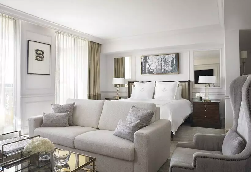 سوئیت دلوکس 2 خوابه, Acqualina Resort And Residences