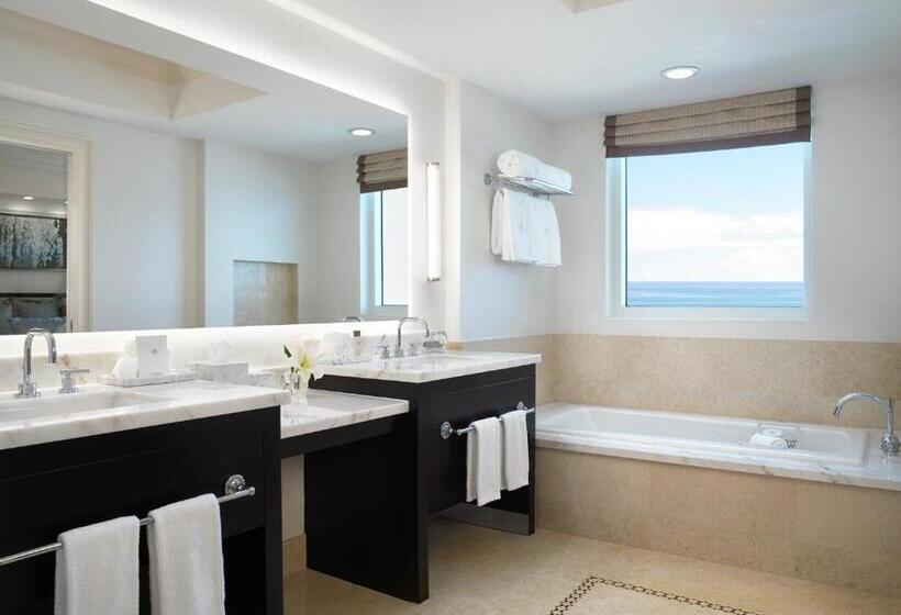 Люкс Кровать Кинг, Acqualina Resort And Residences