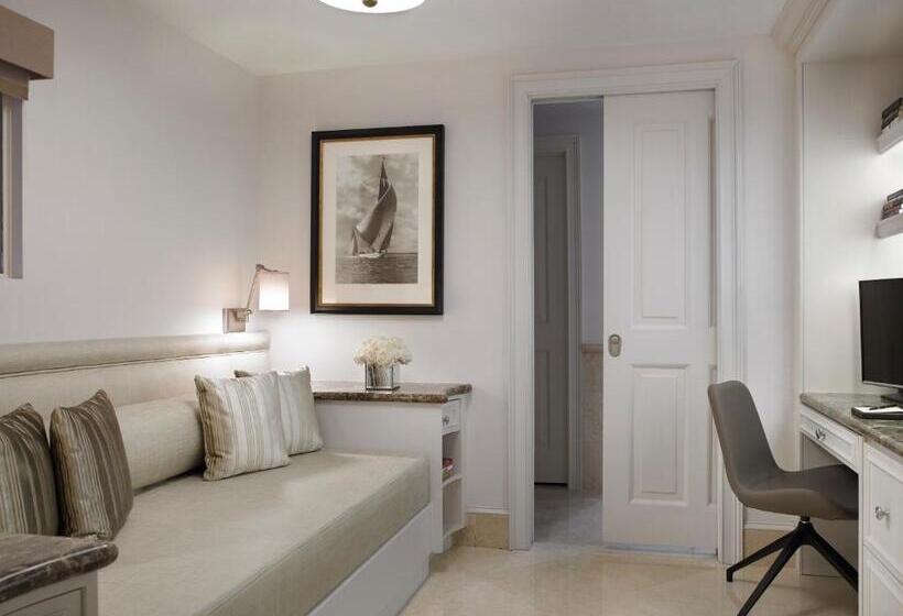 סוויטה, Acqualina Resort And Residences