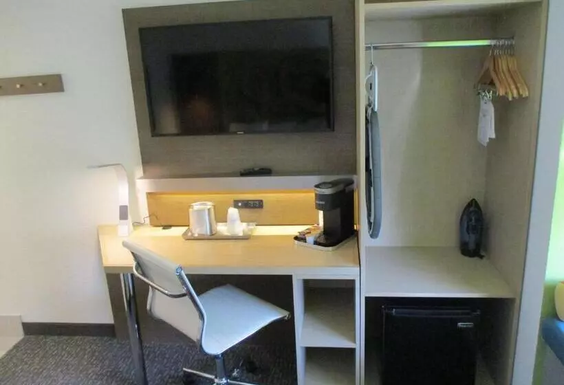 キングサイズベッドのスタンダードルーム, Best Western El Paso Airport Entrada