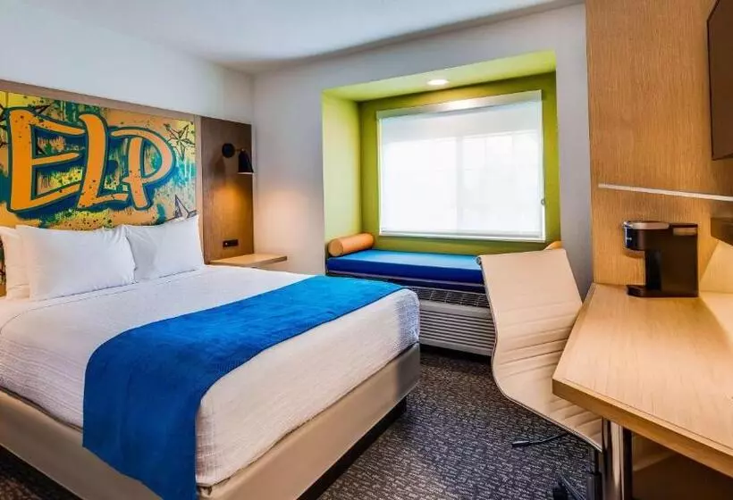 キングサイズベッドのスタンダードルーム, Best Western El Paso Airport Entrada