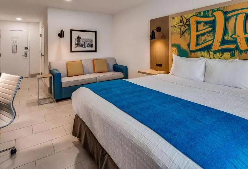 身障者適用キングサイズベッドルーム, Best Western El Paso Airport Entrada
