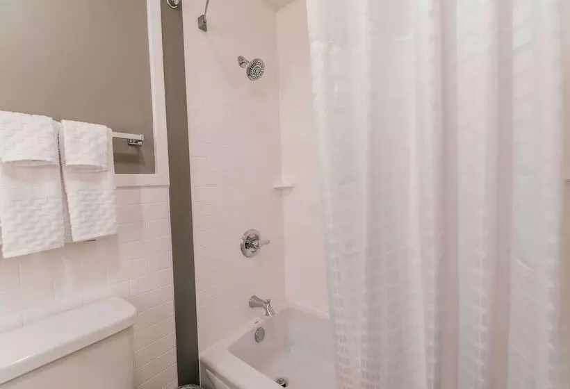 اتاق استاندارد با 2 تخت دوبل, Best Western Plus Executive Residency Waterloo & Cedar Falls