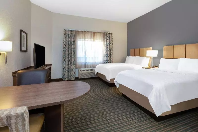 スタンダードスタジオ, Candlewood Suites West Springfield, An Ihg