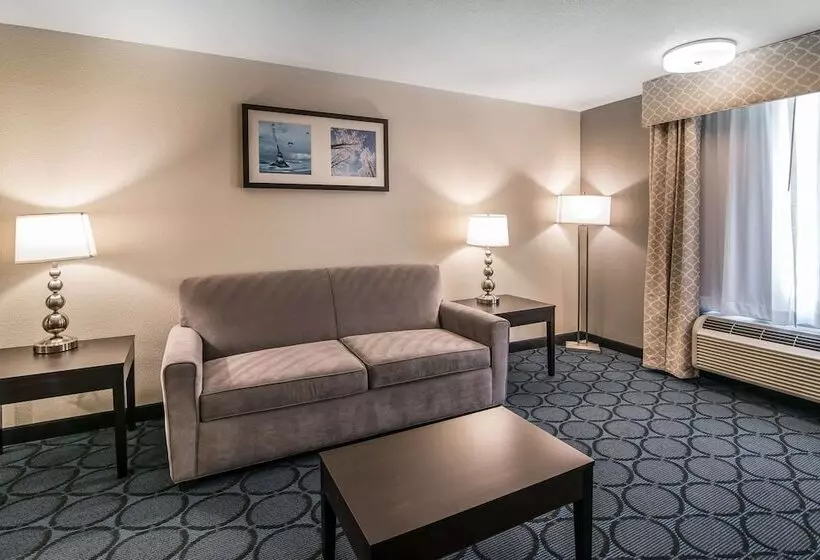 سوییت, Elevate Hotel At Sierra Blanca Ruidoso, Ascend Hotel Collection