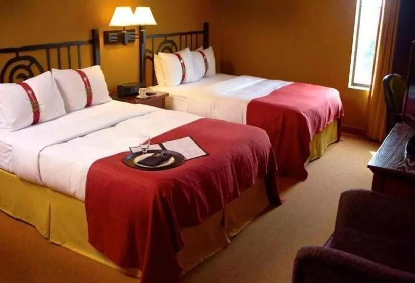 身障者適用スタンダードルーム, Holiday Inn Hotel Pewaukee Milwaukee West, An Ihg