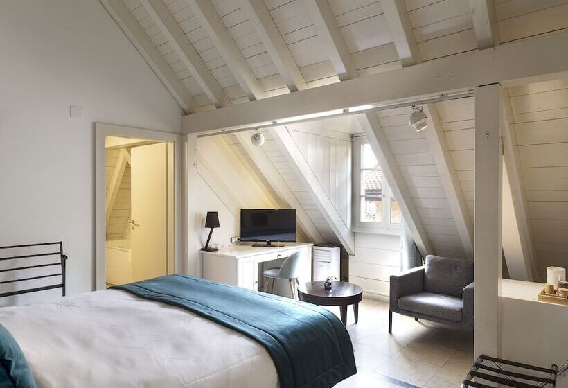 Номер Стандарт, L'hôtel By Hostellerie Du Château