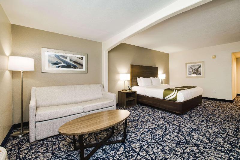 جناح سرير كينج, Quality Suites Houston Hobby Airport