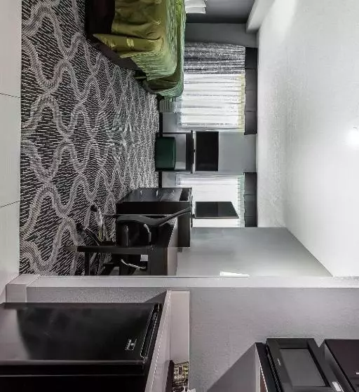 デラックススイート, Quality Suites Pineville  Charlotte