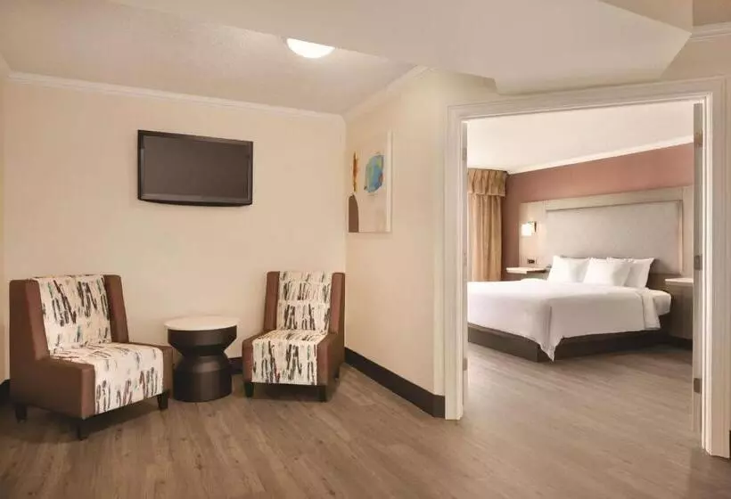 ハイドロマッサージバス付きスイート, Radisson Hotel Lenexa Overland Park