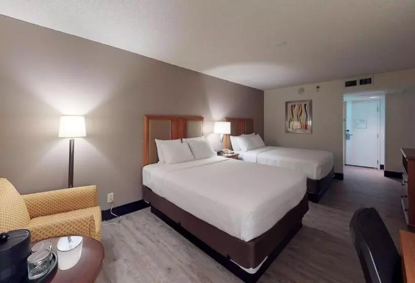 スタンダードルーム, Radisson Hotel Lenexa Overland Park