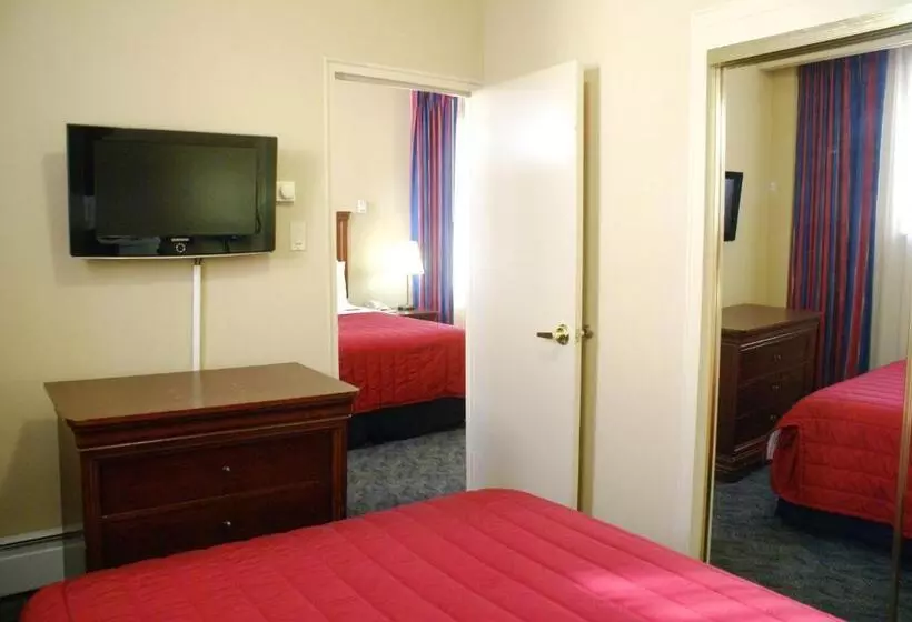 ２ダブルベッドのスタンダードルーム, Ramada By Wyndham Jersey City