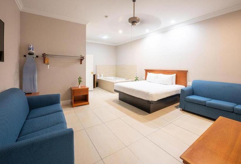 חדר דלוקס עם מיטת קינג, Ramada By Wyndham Redondo Beach