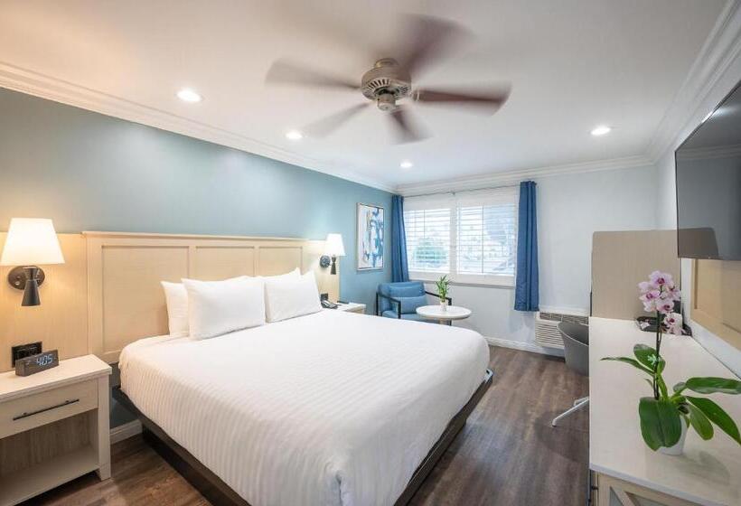 스탠다드 룸 킹사이즈 침대, Ramada By Wyndham Redondo Beach