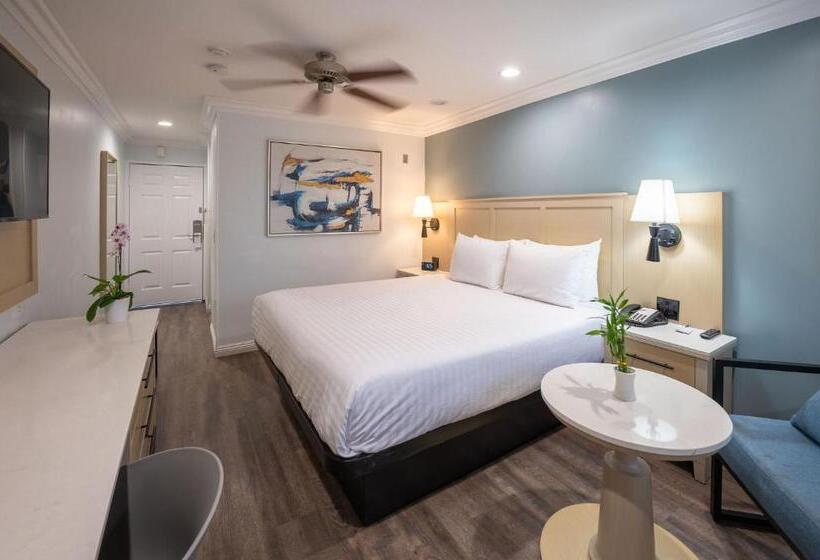 스탠다드 룸, Ramada By Wyndham Redondo Beach
