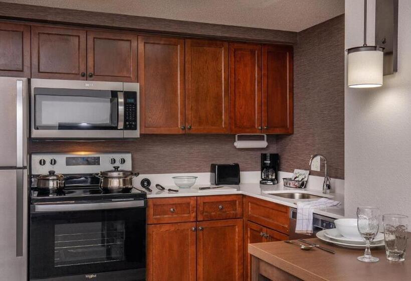 Люкс 2 Спальни, Residence Inn By Marriott Norfolk Airport