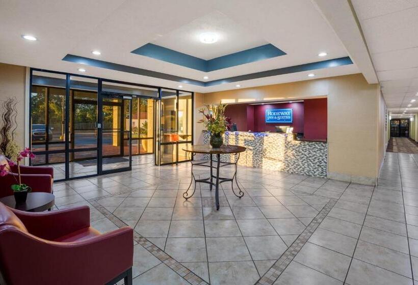 جناح سرير كينج, Rodeway Inn