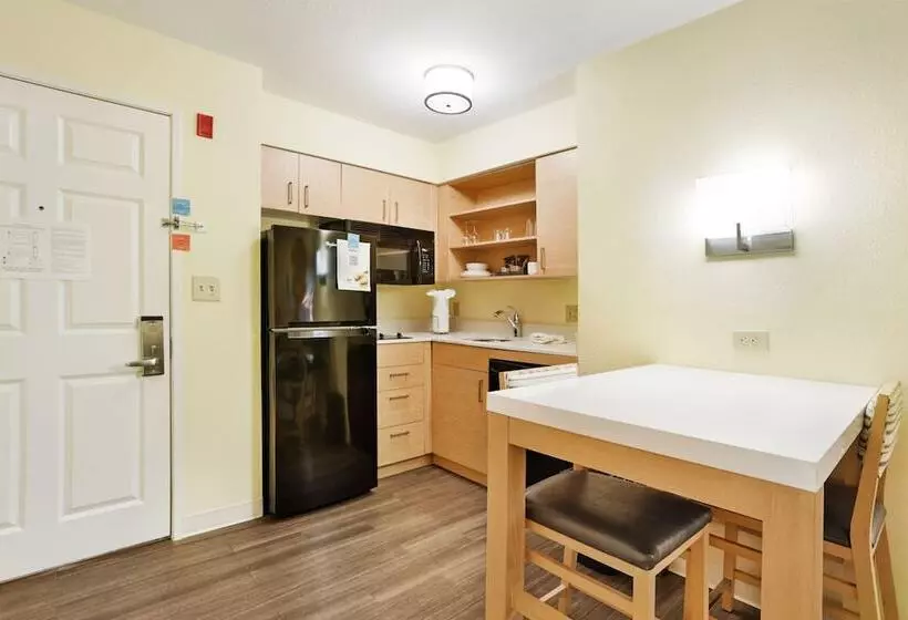 ダブルベッドのスタンダードスタジオ, Staybridge Suites Columbia Baltimore, An Ihg