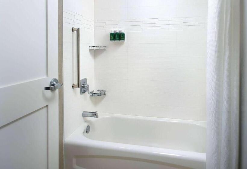 سوئیت برای معلولان, Sonesta Es Suites Raleigh Cary