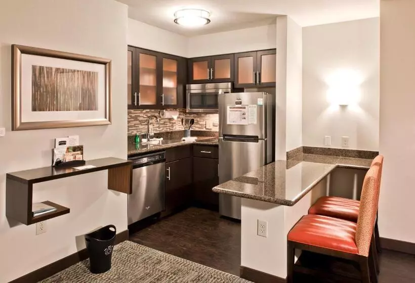 سوئیت برای معلولان, Staybridge Suites   Charlotte Ballantyne, An Ihg