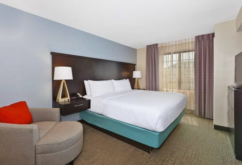 Люкс, Staybridge Suites Detroit Utica By Ihg