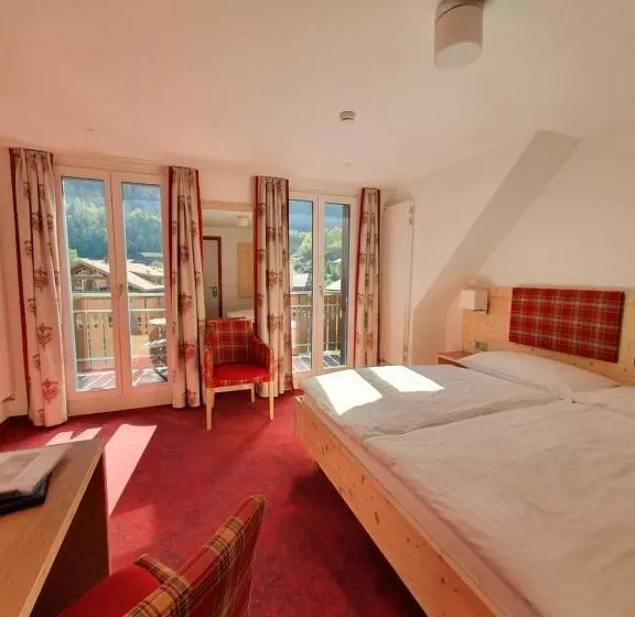 Standardzimmer mit Seeblick, Strand