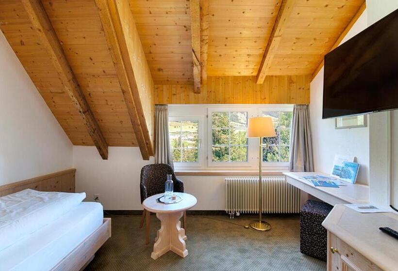 غرفة قياسية فردية, Villa Post