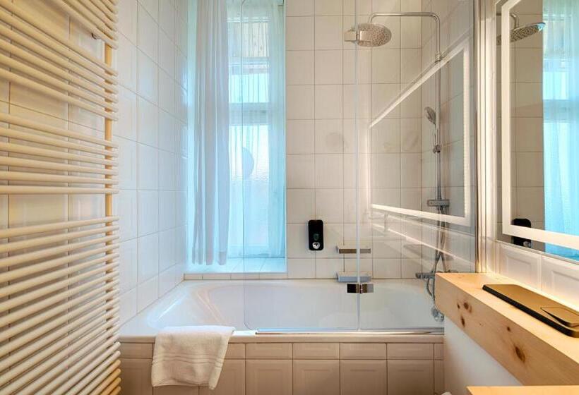 غرفة كمفورت مع بلكونة, Villa Post