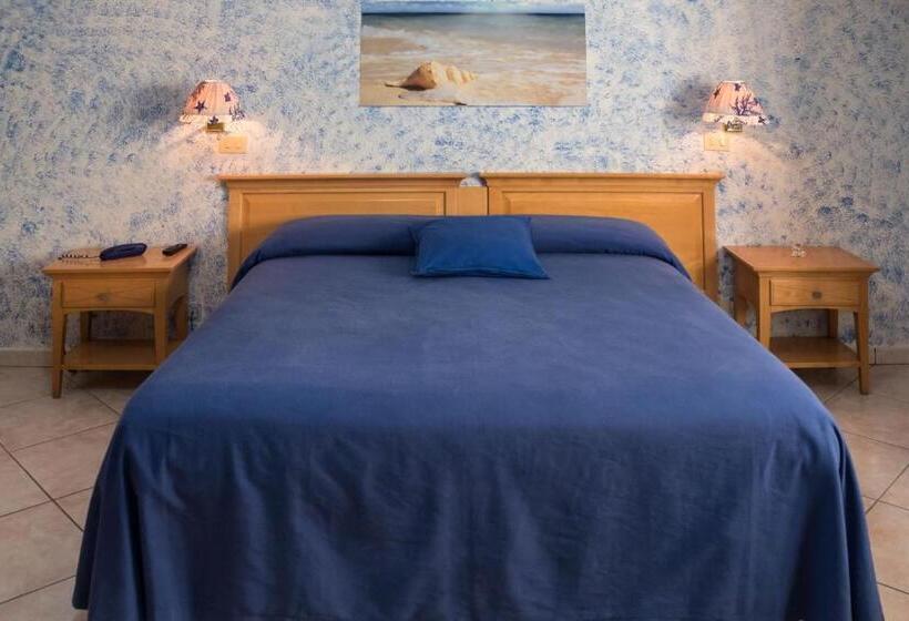 חדר סטנדרט עם מרפסת, B&b L'approdo