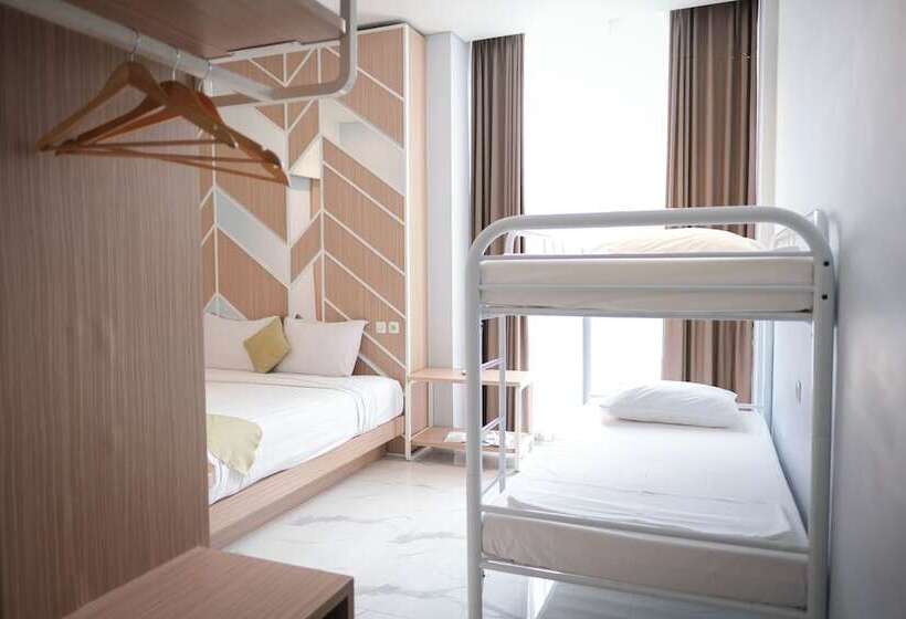 Семейный Номер, Facade Hotel By Azana