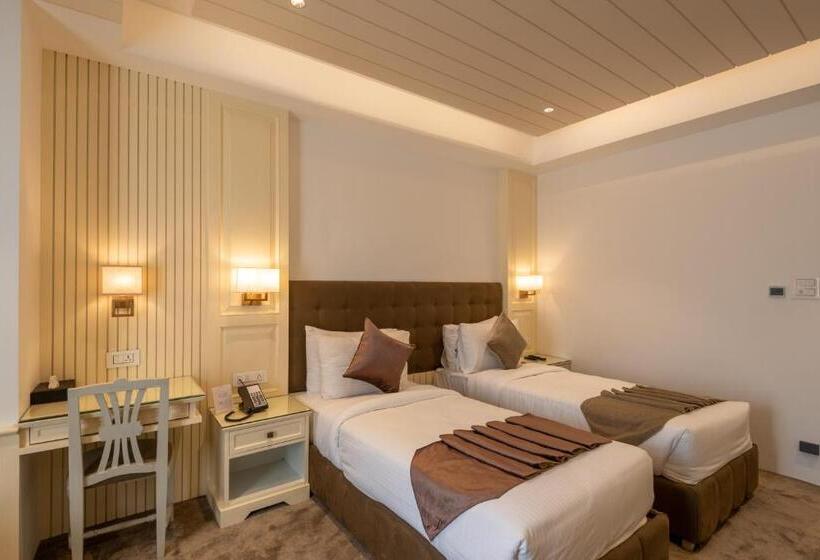 デラックスルーム, Grand Boulevard