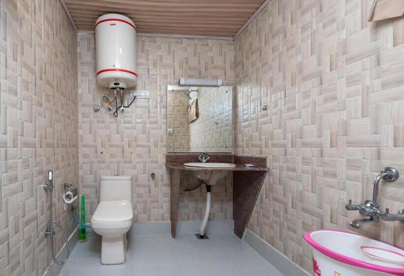 キングサイズベッドのスタンダードルーム, Grand Boulevard