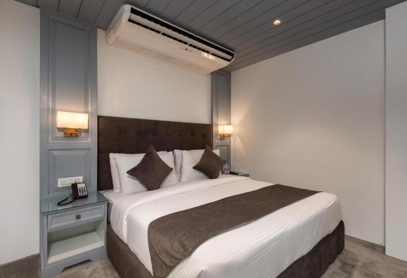 スーペリアースイート, Grand Boulevard