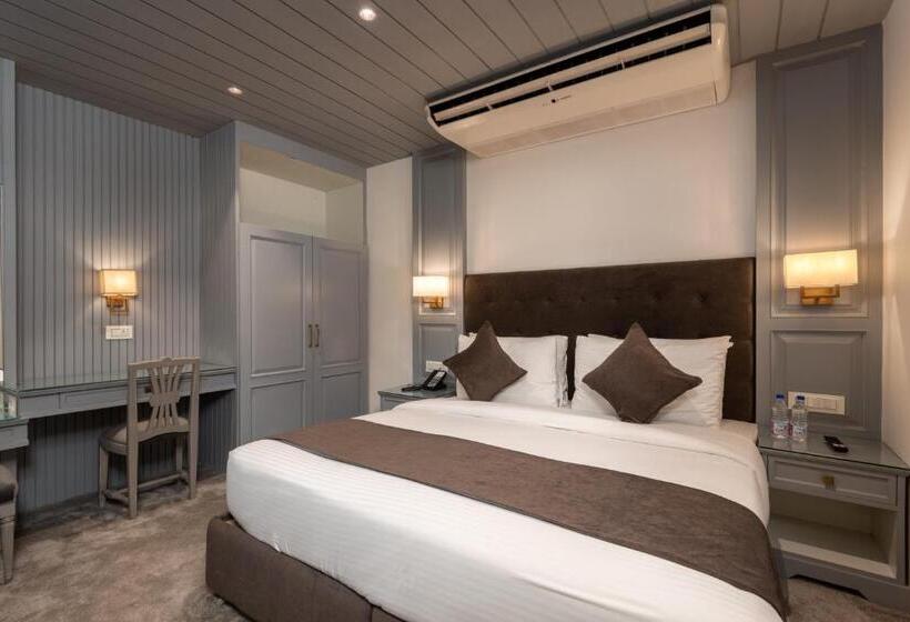 スーペリアースイート, Grand Boulevard