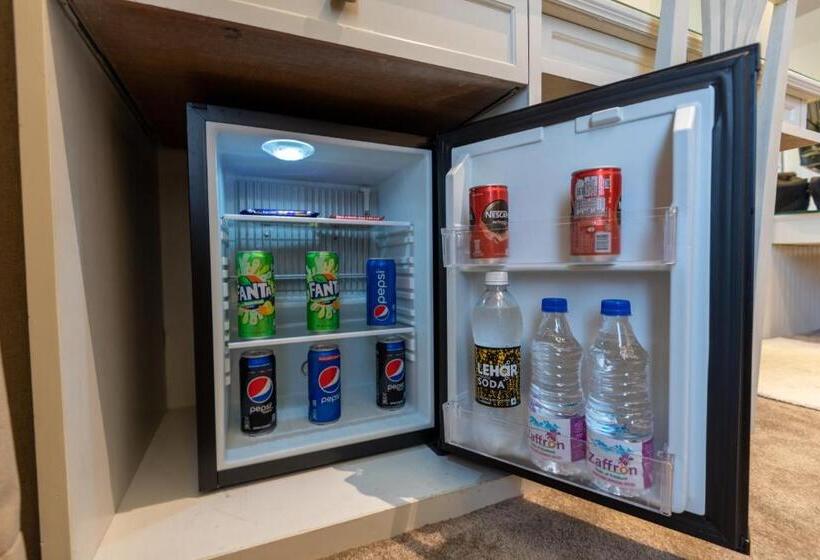 スーペリアースイート, Grand Boulevard