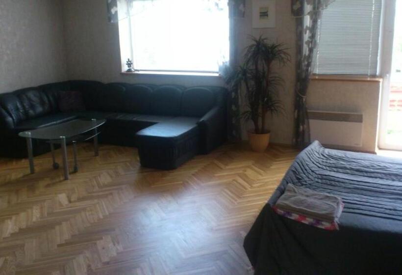 سوییت خانوادگی, Muuli Ranna Hostel